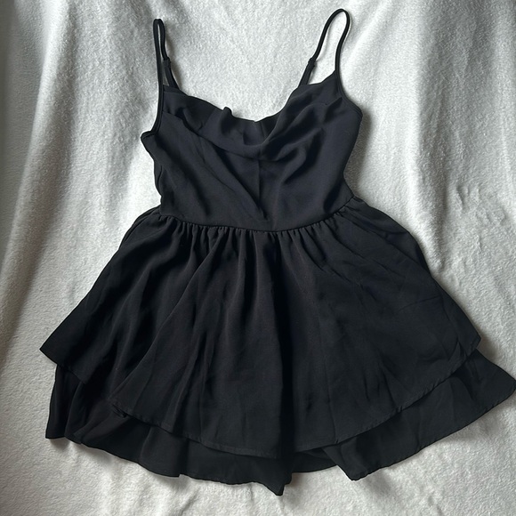 🍑 2 FOR $20! Black flowy mini romper dress sexy hour glass - Picture 1 of 6